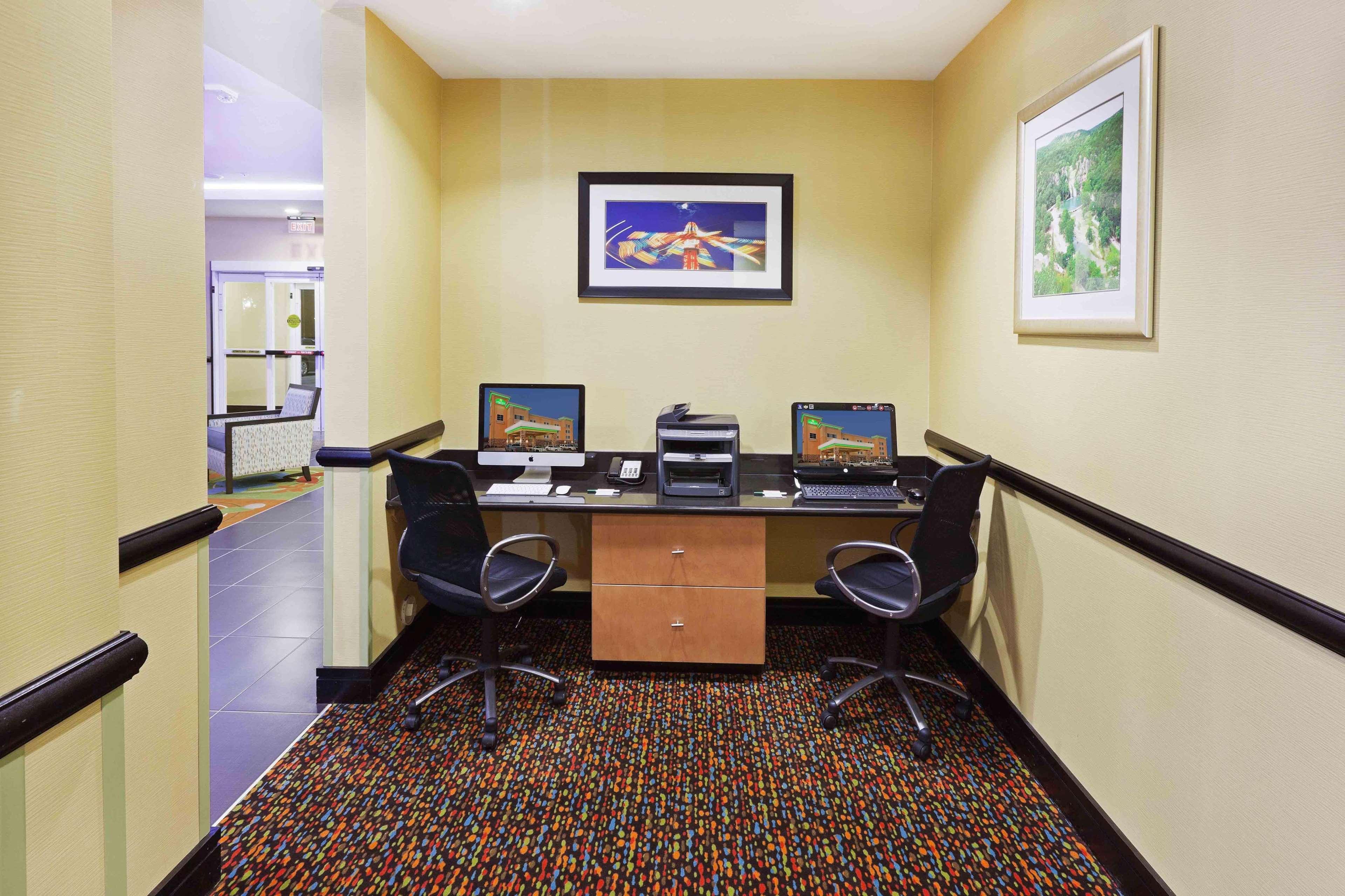 La Quinta By Wyndham Tulsa - Catoosa Hotel Buitenkant foto